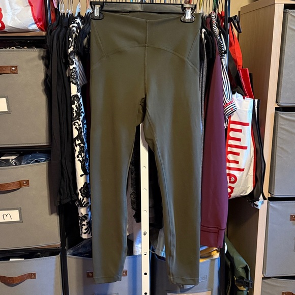 Lululemon Instill High-Rise Tight 25" Sz 6 Dark Olive 6133 - Picture 1 of 6